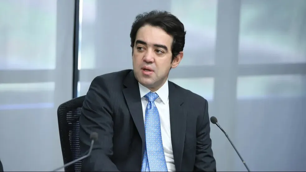 Baiano Bruno Dantas é cotado para vaga no STF com aposentadoria de Barroso