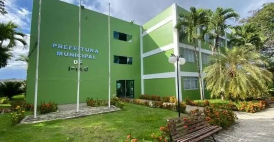 Prefeitura de Ipiaú lança concurso público com mais de 400 vagas e salários que chegam até R$ 10 mil