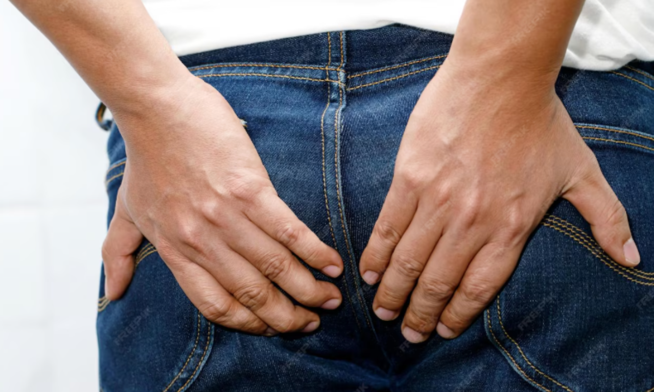 Coceira anal não é normal: veja possíveis causas e sinais de atenção.Foto: Imagem Ilustrativa | Freepik