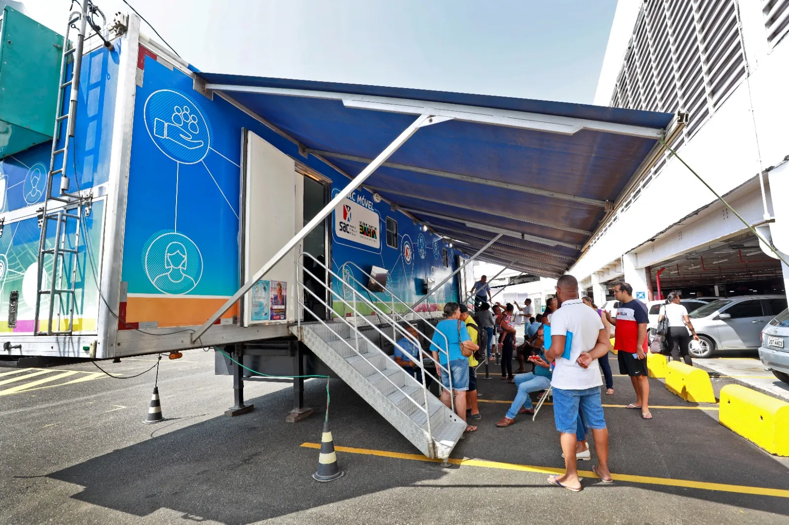 SAC Móvel chega a Salvador e amplia atendimento gratuito; confira 