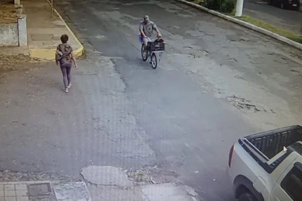 Pai tentou estrangular o filho antes do crime. Foto: Reprodução / Redes Sociais