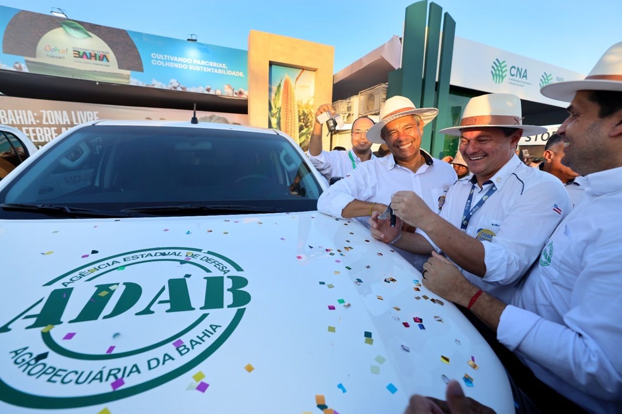 Bahia Farm Show Estado Entrega Veículos Para Fiscalização Agropecuária