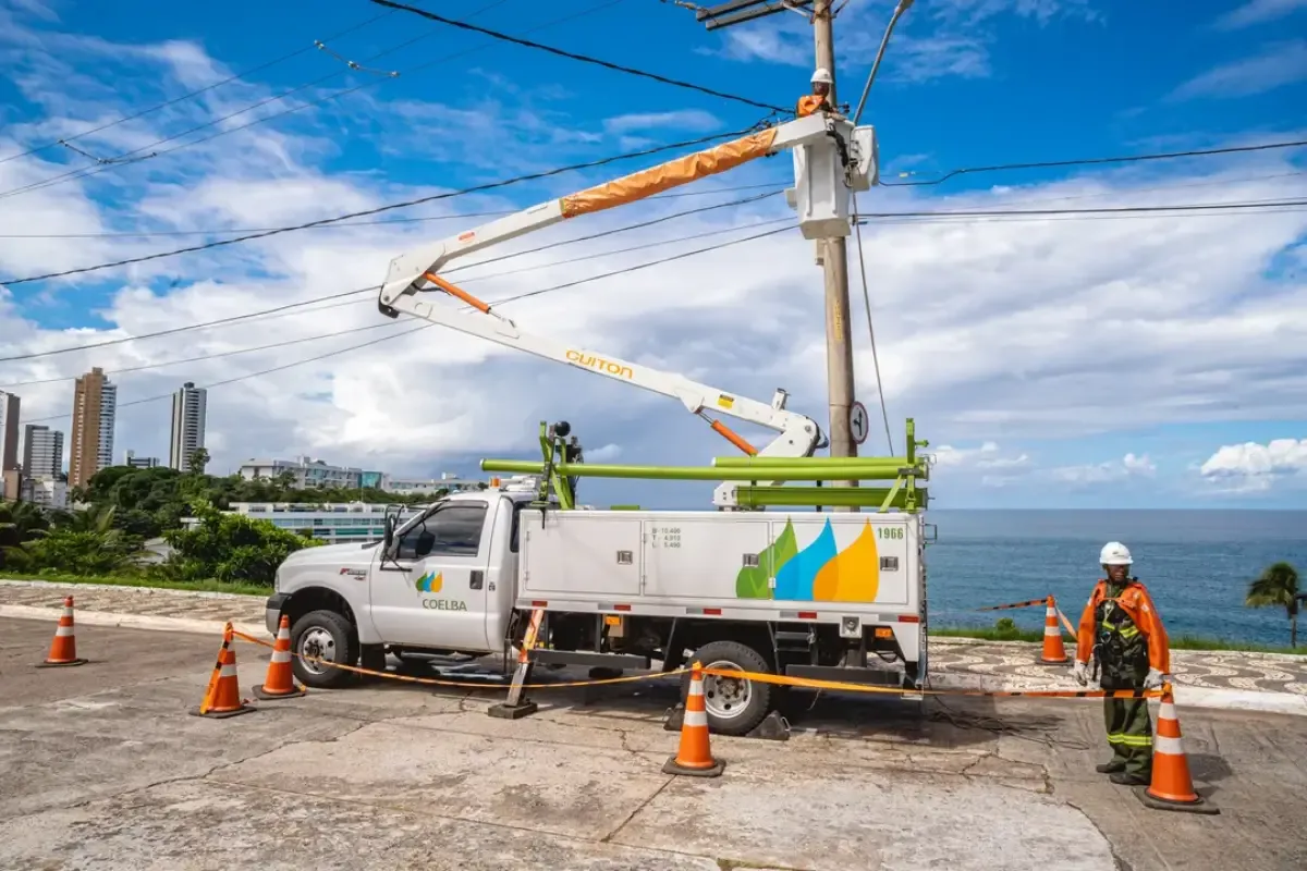 Serviço Coelba Rede Elétrica. Foto: Divulgação Neoenergia