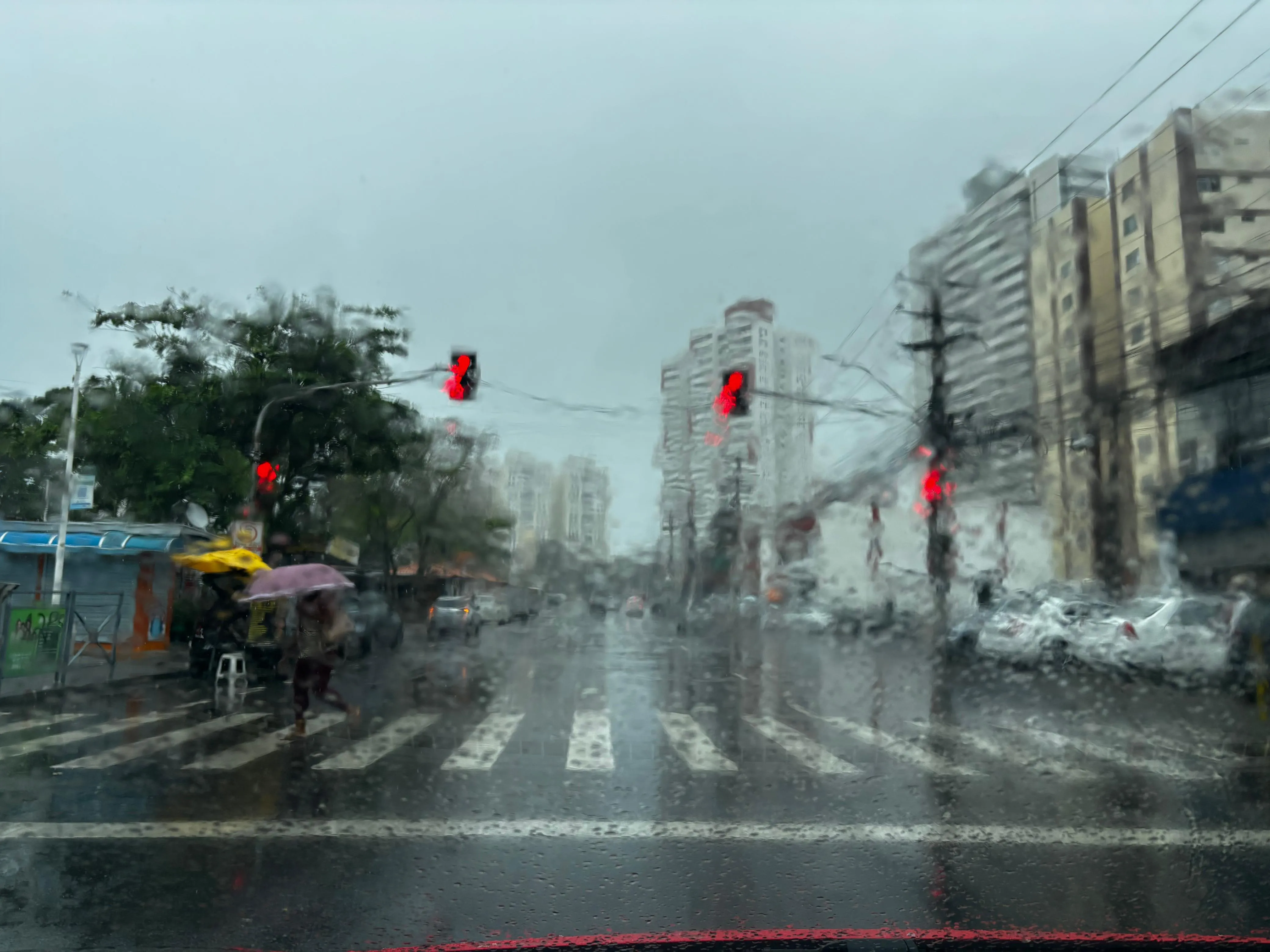 Final de semana terá vendavais e chuvas em grande parte da Bahia