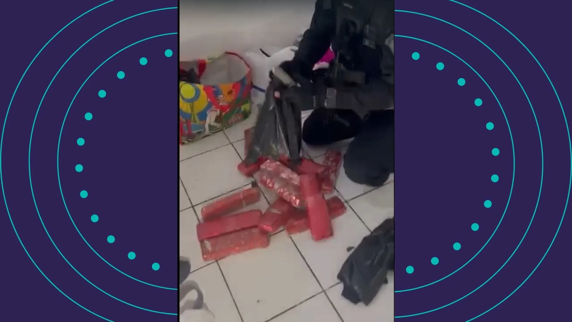 Casal é preso com 30 kg de maconha na Boca do Rio, em Salvador