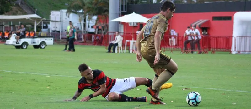 DURA ROTINA: Vitória perde para o Sport no Barradão e completa dois meses sem vencer em casa