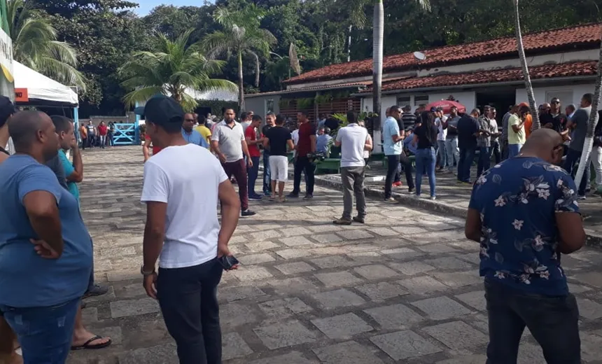 AO VIVO! Veja tudo o que está acontecendo na assembleia que pode decretar greve da PM