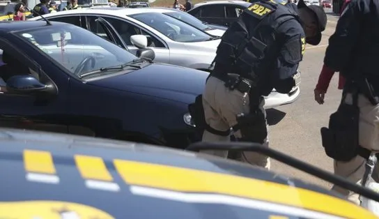 Todo errado: sem carteira e embriagado, motorista é preso após se envolver em acidente no Oeste da Bahia
