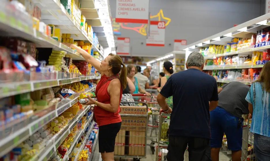 Supermercados Em Salvador Podem Ser Obrigados a Ter Assentos