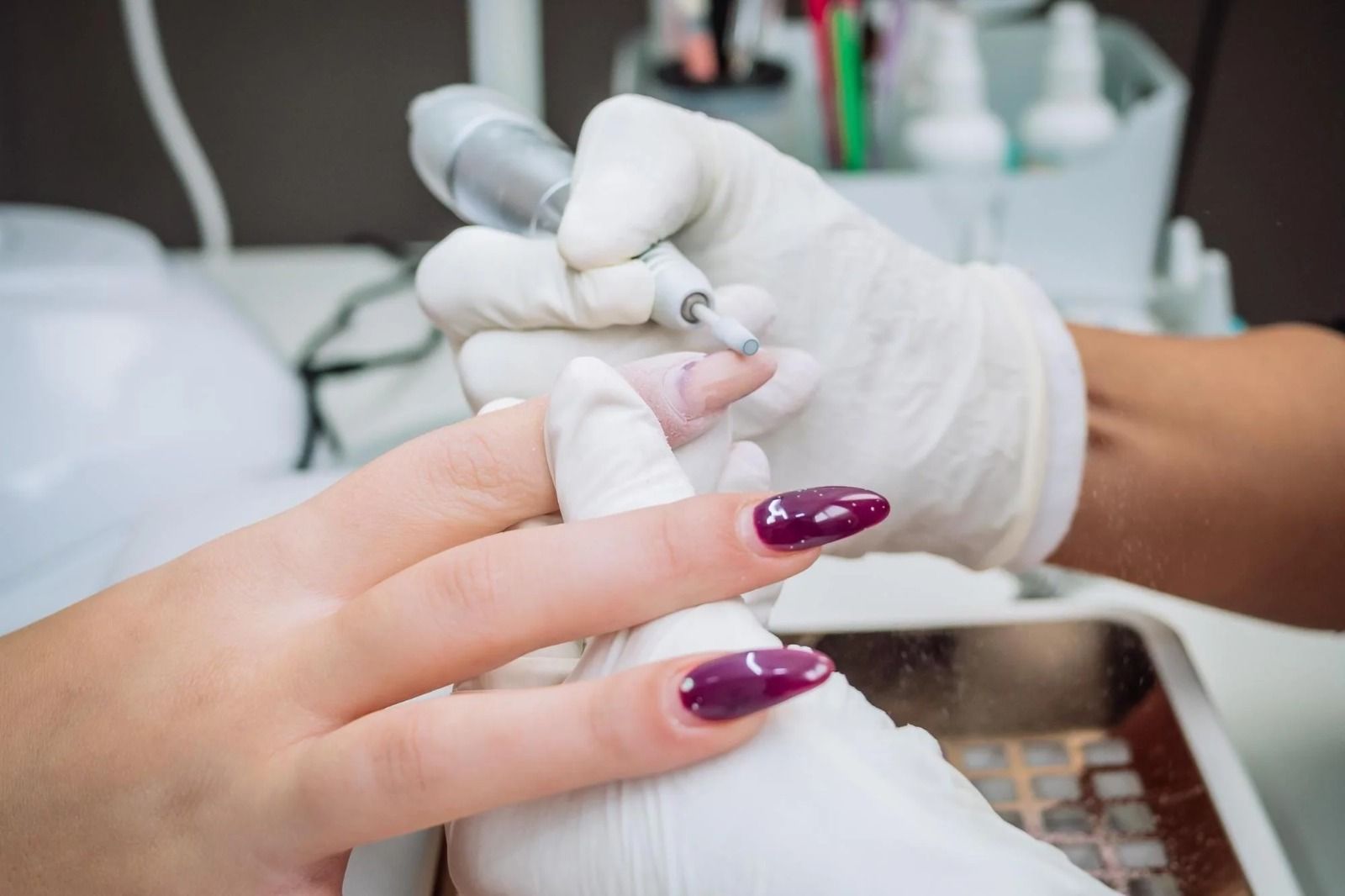 Anvisa Proíbe Unhas De Gel E Esmaltes Que Levam as Substâncias Tóxicas Tpo E Dmpt   Reprodução