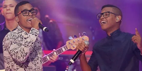 Lucas e Orelha vão à final do SuperStar com voto de Thiaguinho