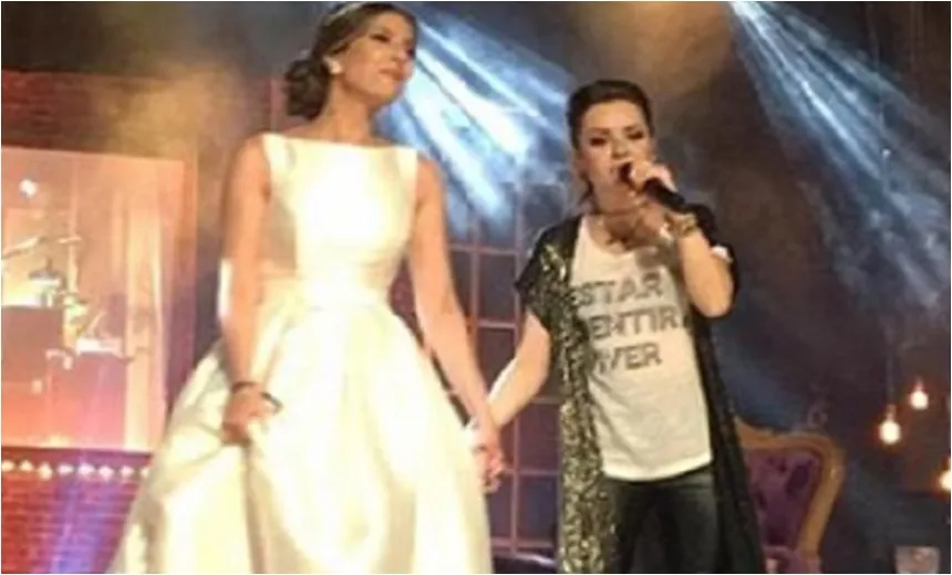 Noiva deixa o próprio casamento para assistir a show de Sandy