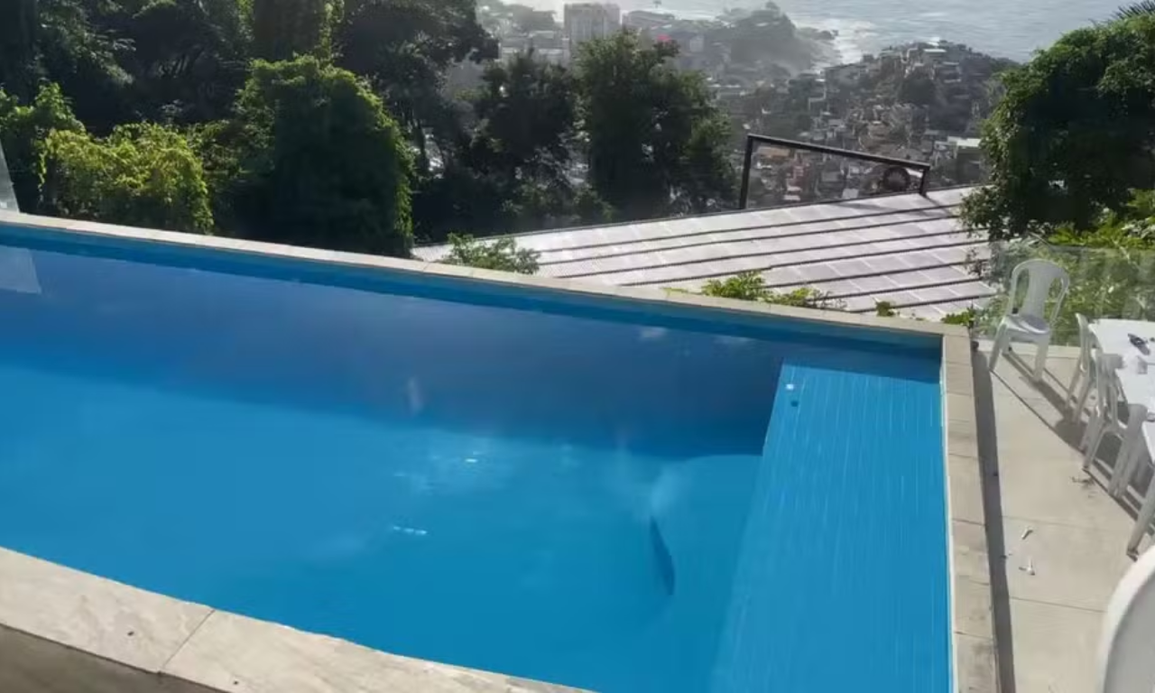 Traficante da Bahia se escondia em mans&atilde;o com vista para o mar no Vidigal.Foto: Reprodu&ccedil;&atilde;o 