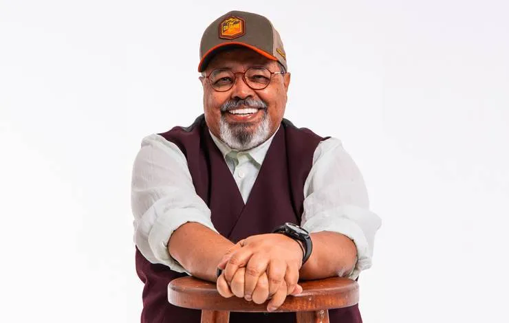 Jorge Aragão fará show especial em Praia do Forte no feriado