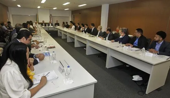 Jerônimo reúne secretariado e estabelece metas para os primeiros 100 dias de governo