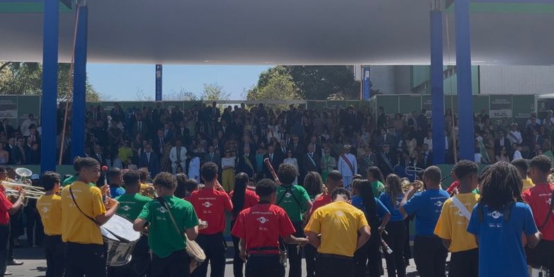 Integrantes da Banda Sinfônica do NEOJIBA durante apresentação do Hino da Independência em Brasília/Foto: Beatriz Meneses/ NEOJIBA