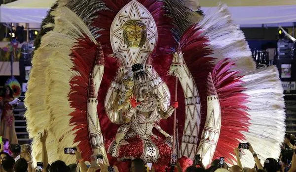 Concurso Nacional de Fantasia LGBT ocorre nesta segunda em Salvador