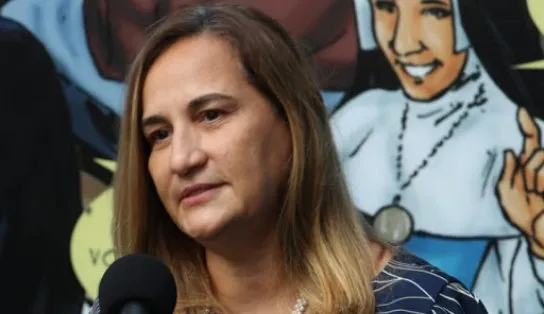 Bahia tem 435 pessoas na fila por UTI e subsecretária de saúde faz alerta: "é um rolo compressor"