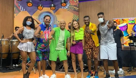 É o Tchan, 'Oi, sumido' e react com Murilo dançando: confira o que rolou no primeiro dia de SBT Folia