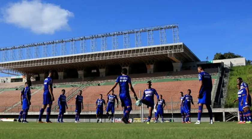 SÉRIE B: Bahia faz jogo de seis pontos hoje à noite contra o CRB, em Pituaçu