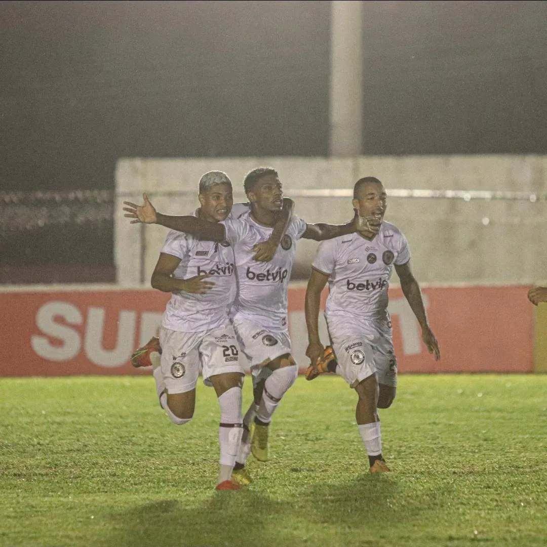 Jacuipense vence Atlético de Alagoinhas e consegue primeiro triunfo pelo Baianão 2024