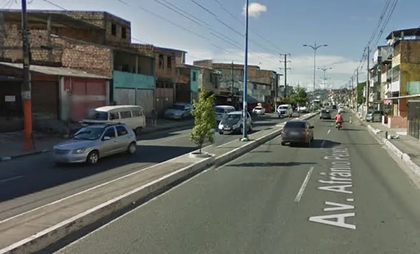 Av.Suburbana: passageiros ficam feridos após ônibus passar em alta velocidade por quebra-molas 