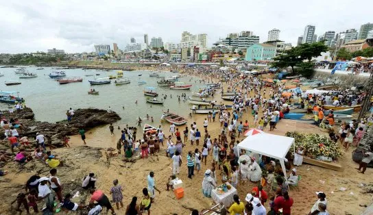 Manual da Festa de Iemanjá: fique atento as dicas para não cair em laranjada