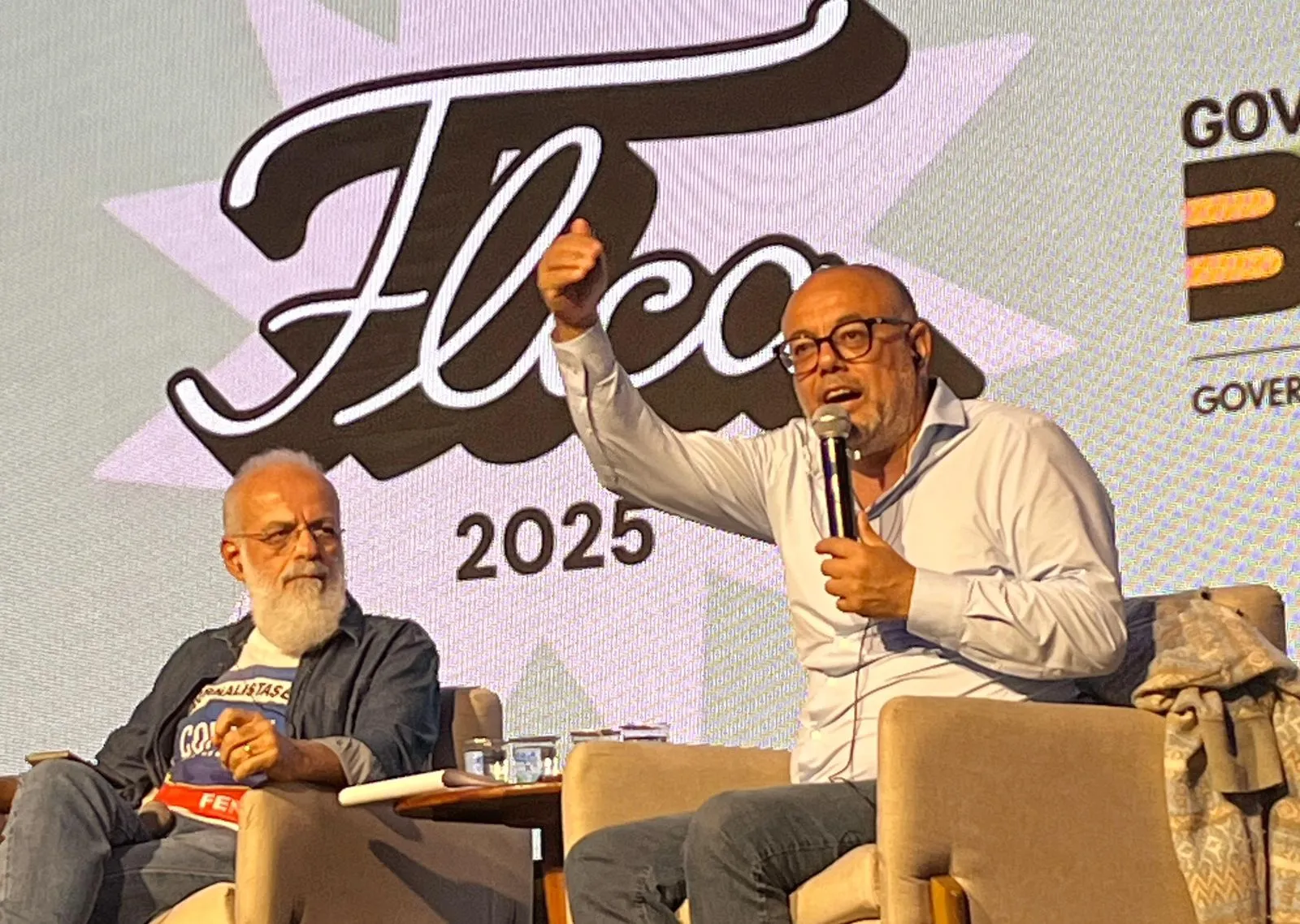 "Livros podem reconstruir nossa memória”, diz escritor palestino na FLICA