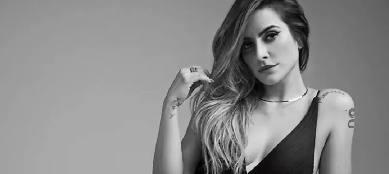 PEGOU AR: ?Não fui a primeira a transar com dois caras?, diz Cléo Pires em discussão na web