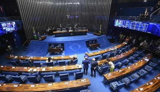 Senado aprova projeto que obriga planos de saúde a cobrir fora do rol taxativo da ANS