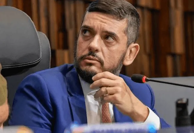 Rodrigo Bacellar, presidente da Alerj, é preso pela Polícia Federal no RJ