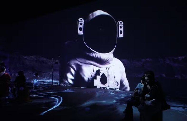 Exposição Imersiva Viagem Ao Espaço Chega a Salvador