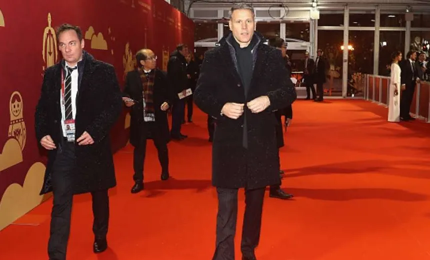 Diretor da Fifa,  Marco Van Basten admite ‘erro’ em gol da Suíça no Brasil