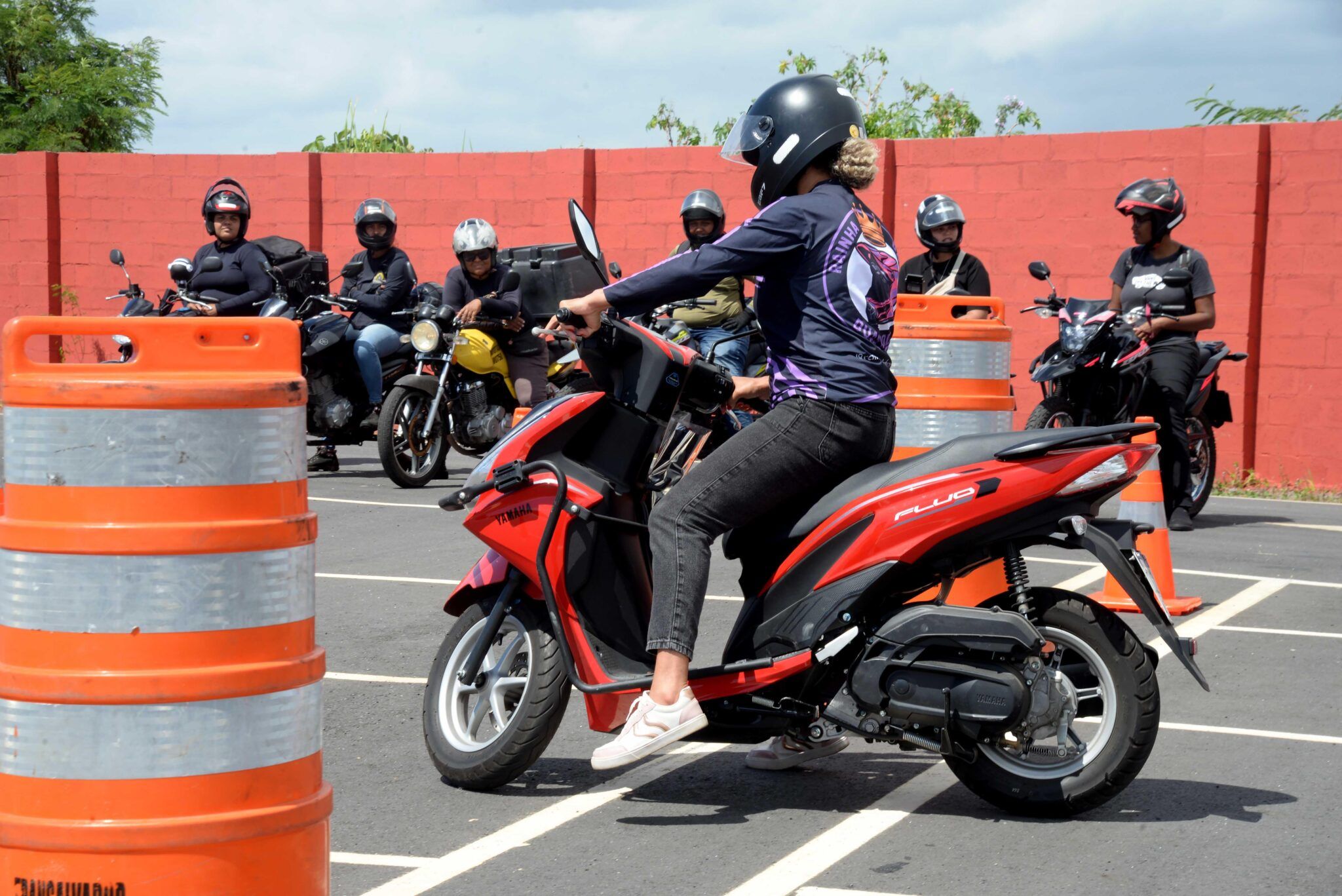  Treinamento de pilotagem segura em Salvador. Foto: Ot&aacute;vio Santos / Secom PMS