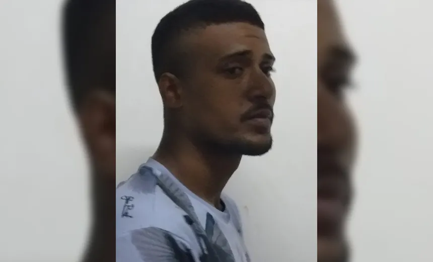 Homem é preso em flagrante após assaltar ônibus no bairro do Bom Juá