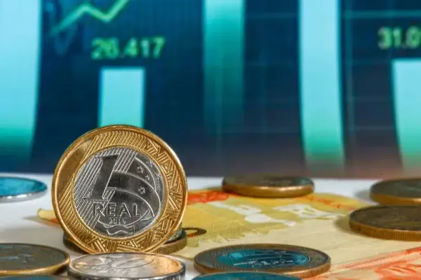 É estimado que o trecho Ilhéus–Caetité gere mais de R$ 500 milhões por ano em movimentações econômicas associadas, segundo projeções de impacto econômico direto/Foto: Edson Souza