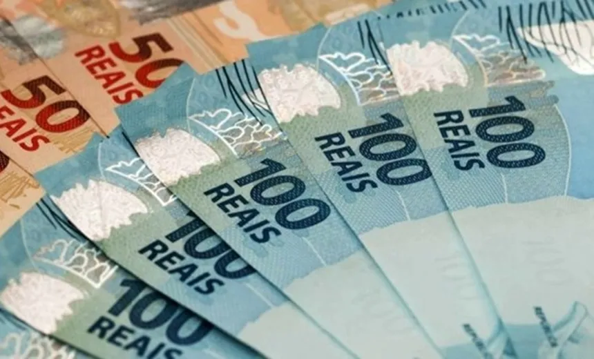  Economia deve crescer ligeiramente no terceiro trimestre, diz Copom