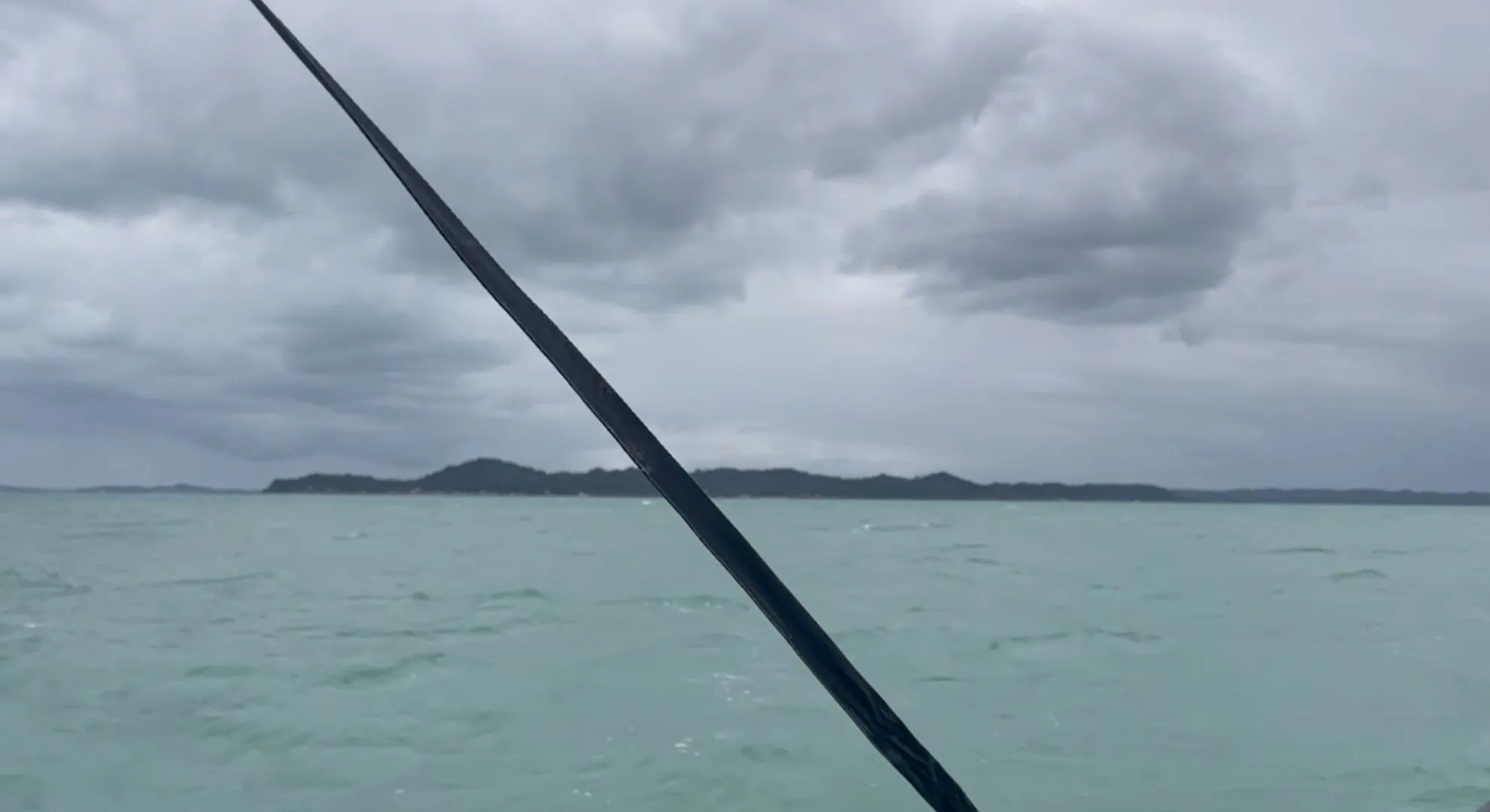Operação tenta localizar pescador desaparecido na Baía de Todos-os-Santos. Foto: Capitania dos Portos