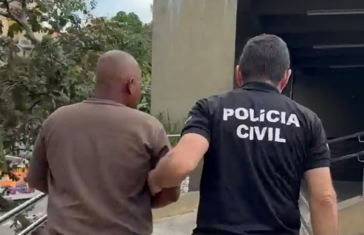 O homem foi preso na BR-324, em Sim&otilde;es Filho, na manh&atilde; deste s&aacute;bado (12).| Foto: Divulga&ccedil;&atilde;o SSP