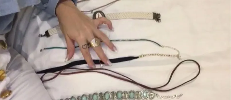 DICAS DA BARBIE: Modelo fala sobre ‘choker’, acessórios que têm feito a cabeça da mulherada