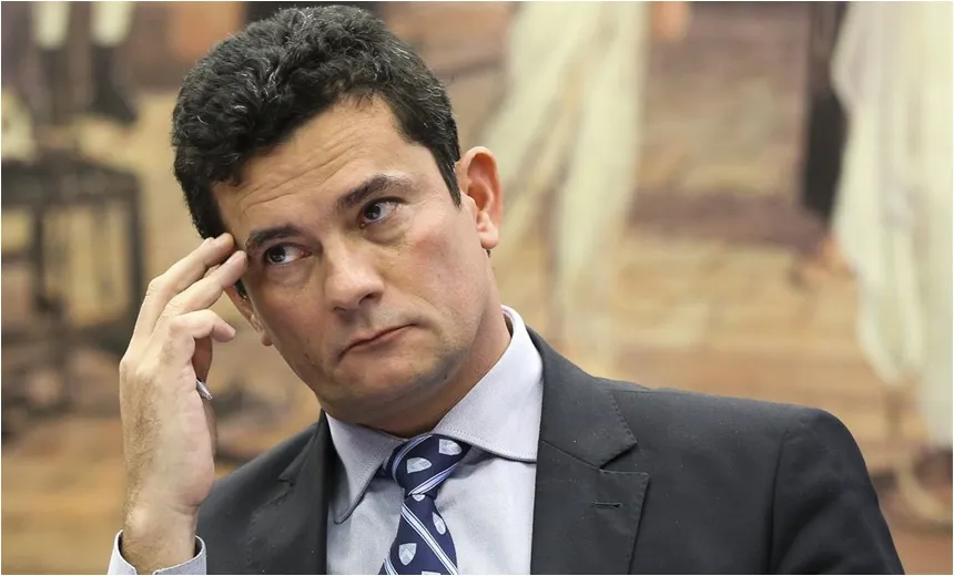 Juízes federais pedem exclusão de Moro da associação da categoria