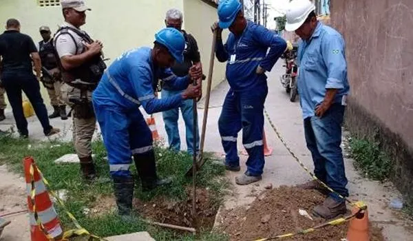 "Gato" de água é descoberto em 64 casas de Simões Filho; entenda