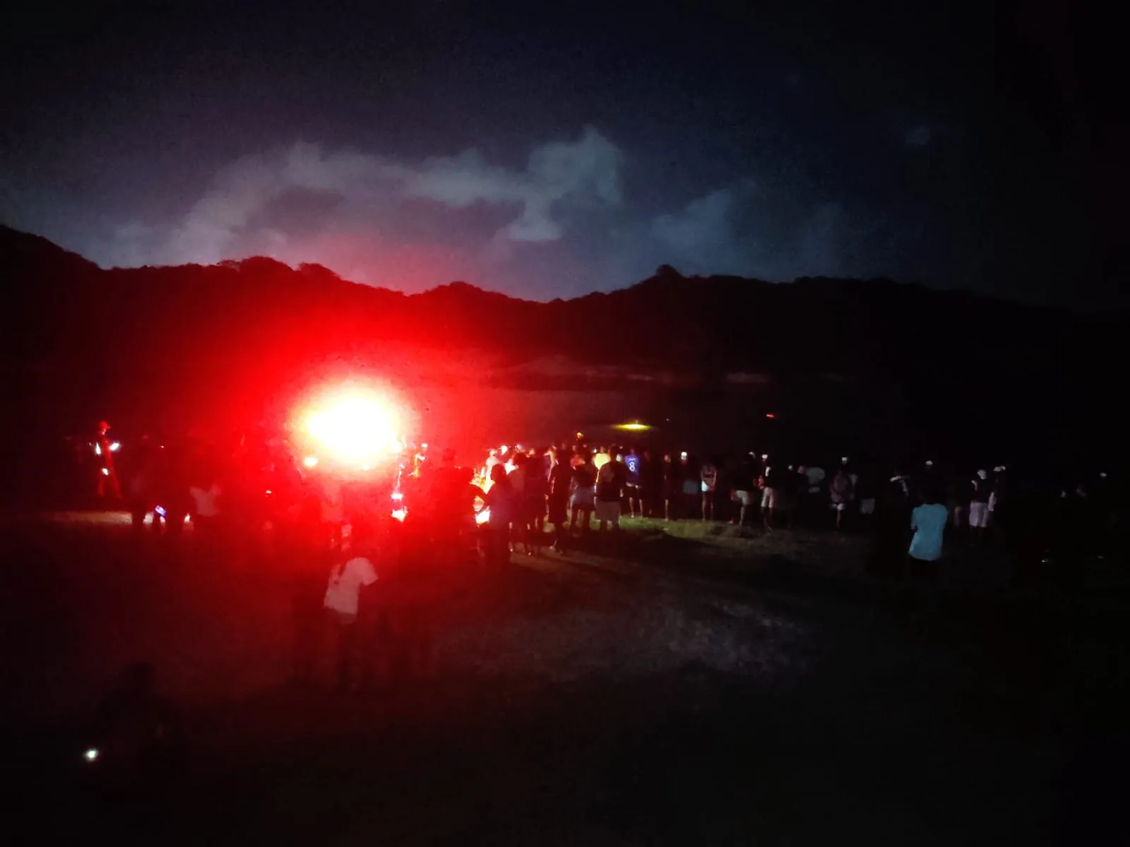 Corpo de adolescente que se afogou na Lagoa do Abaeté é encontrado por bombeiros
