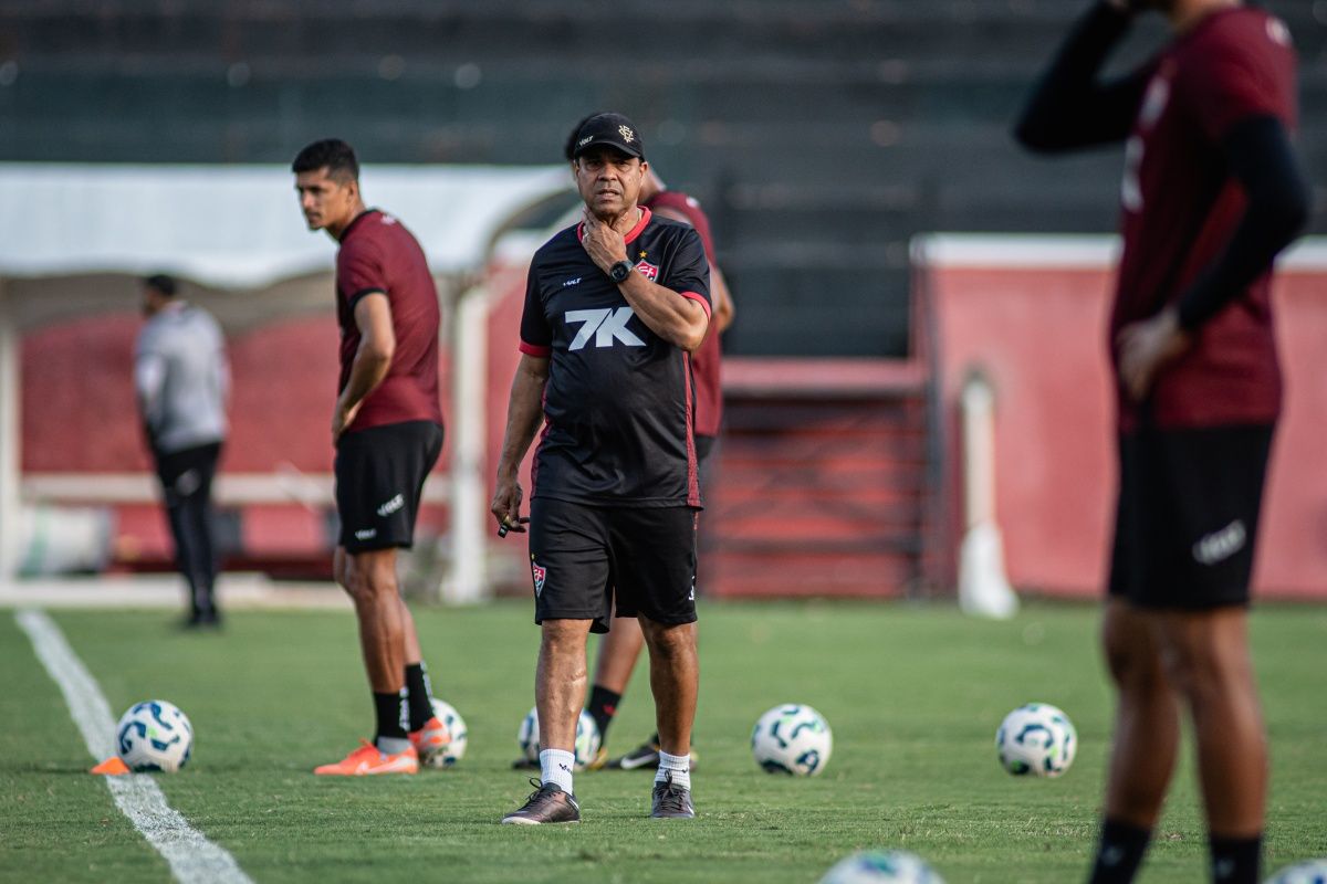 Vitória viaja para o Ceará com reforços e retornos importantes para jogo decisivo. Foto: Victor Ferreira/EC Vitória