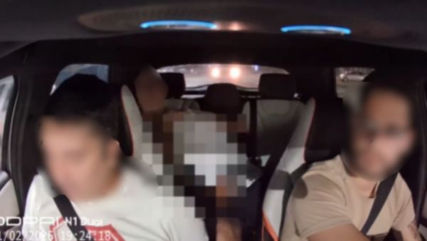 sexo durante viagem por aplicativo. Foto: Redes sociais
