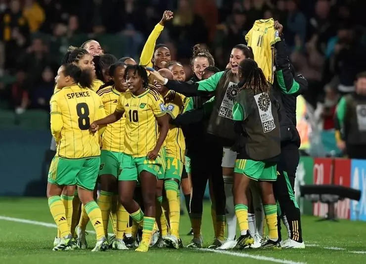 Jamaica vence, elimina Panamá e joga Brasil para a 3ª posição do grupo F