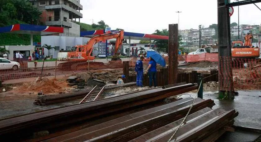 Após quatro dias, trânsito é completamente liberado na Avenida San Martin
