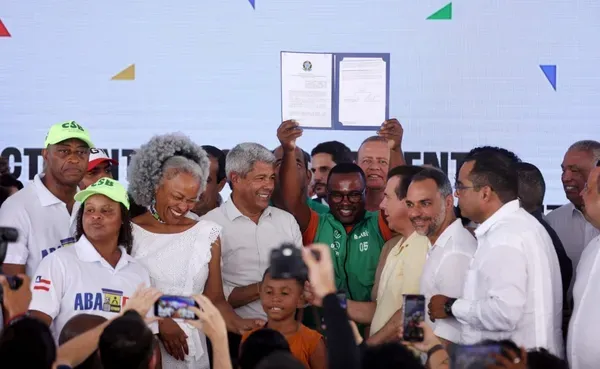 O Pacto Intergovernamental &eacute; uma iniciativa conjunta que visa garantir a valorizaç&atilde;o e melhores condições de trabalho para os profissionais que atuam durante o Carnaval de Salvador/Foto: Matheus Landim/GOVBA