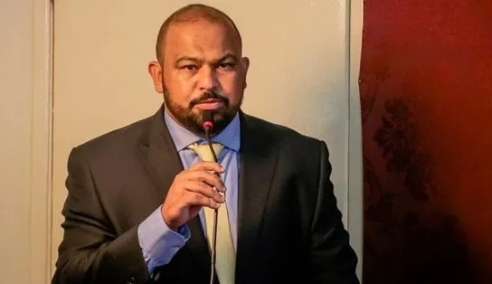 Prefeito baiano que "furou a fila" da vacinação junto com outras 20 pessoas é denunciado pelo MP