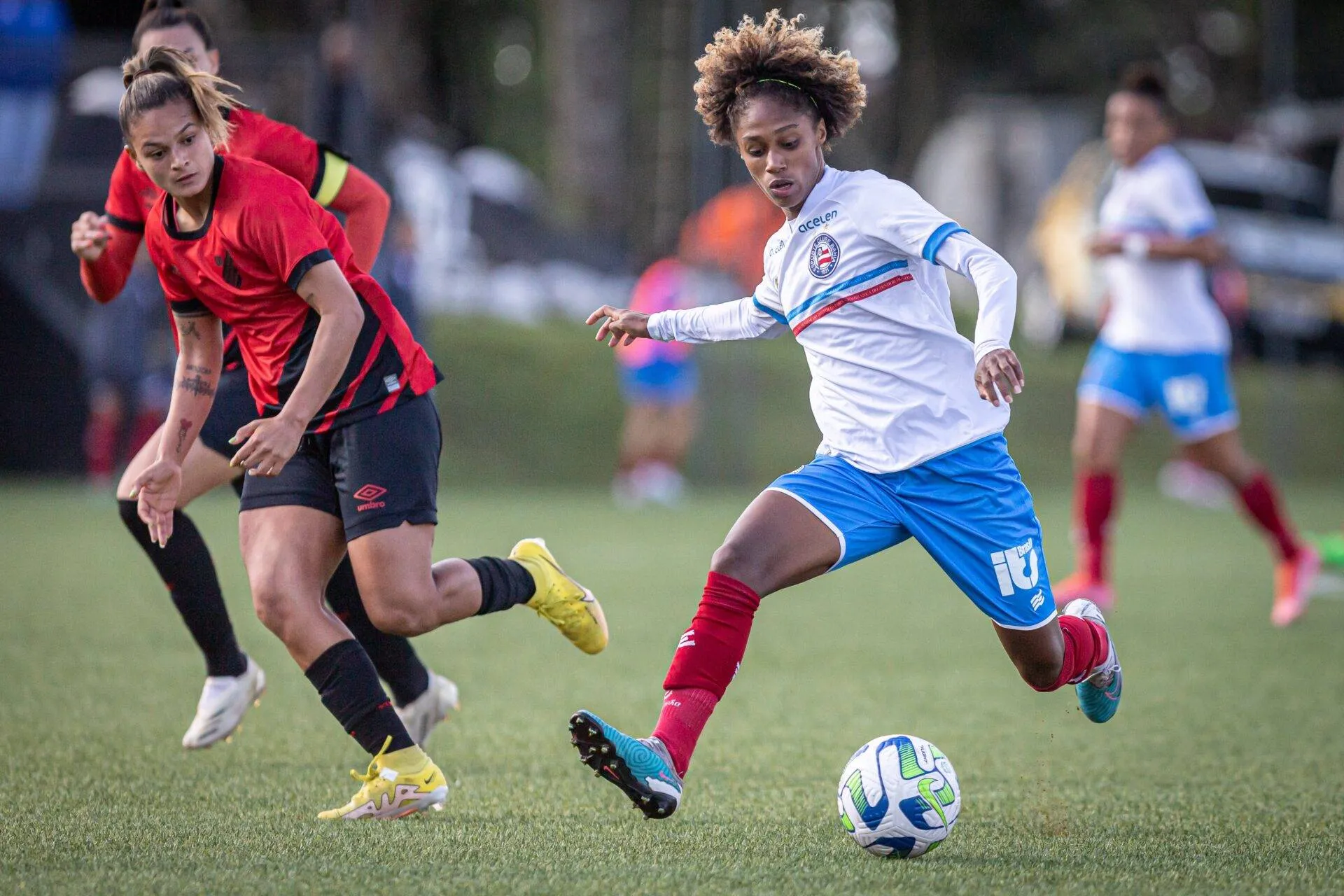 De virada, Mulheres de Aço perdem para o Athletico-PR no Brasileirão Feminino